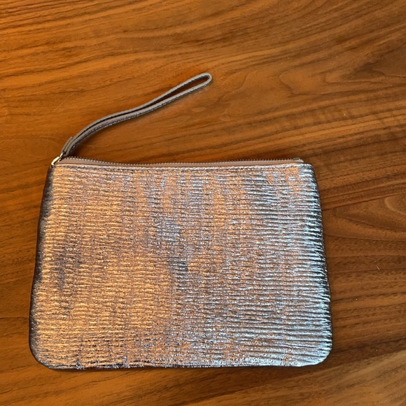 Stella & Dot Wristlet - Picture 2 of 3
